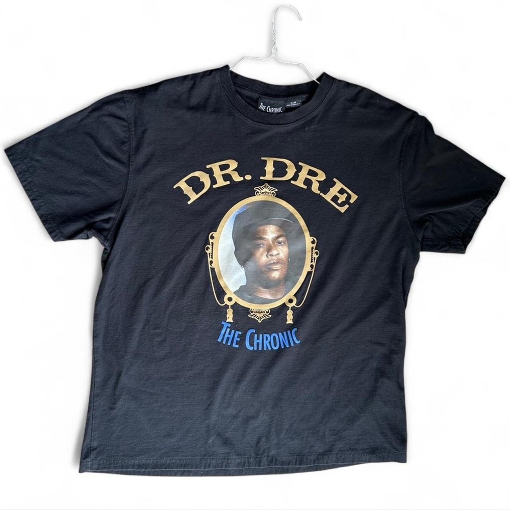 Black Graphic Short Sleeve Tee with Gold and Blue Artwork